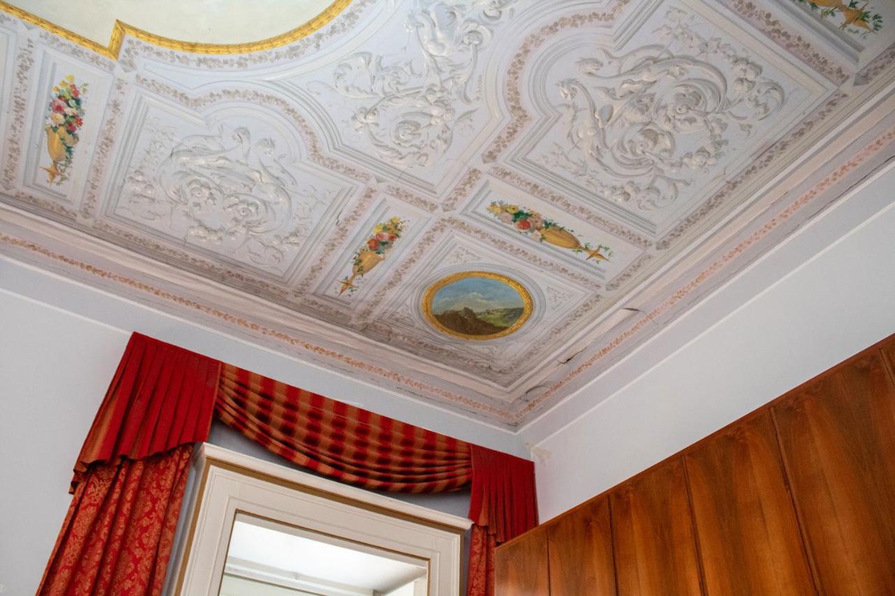 Le Stanze Del Vicere Boutique Hotel Neapol Exteriér fotografie